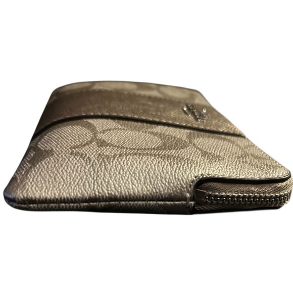 Coach F38655 Gold Metallic Signature Corner Zip With Stripe Wristlet Purse - Picture 10 of 16